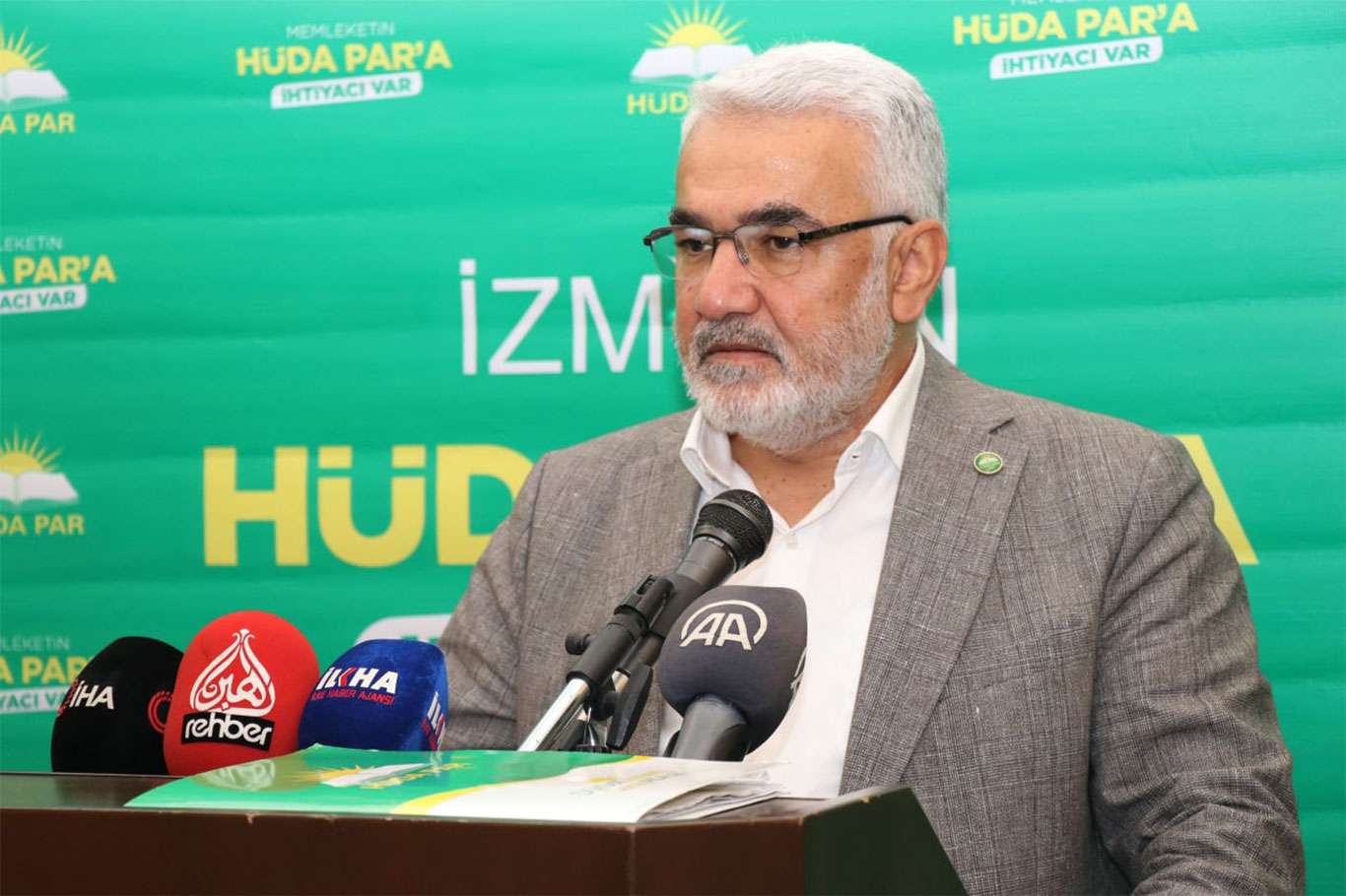 HÜDA PAR Genel Başkanı Yapıcıoğlu: 25 yıl evli kalan kadınlara emeklilik hakkı tanınmalı HÜDA PAR Genel Başkanı Yapıcıoğlu: 25 yıl evli kalan kadınlara emeklilik hakkı tanınmalı